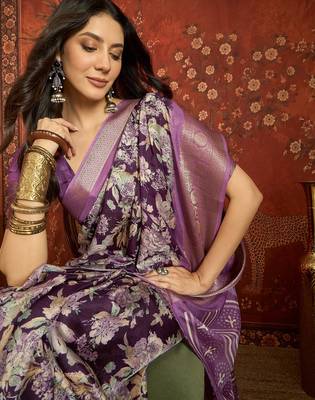 Purple silk cotton printed saree with unstitched blouse piece. 1