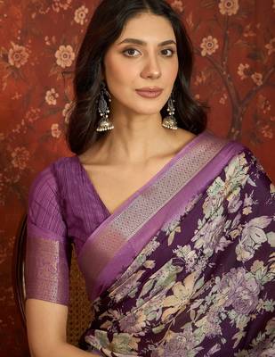 Purple silk cotton printed saree with unstitched blouse piece. 4