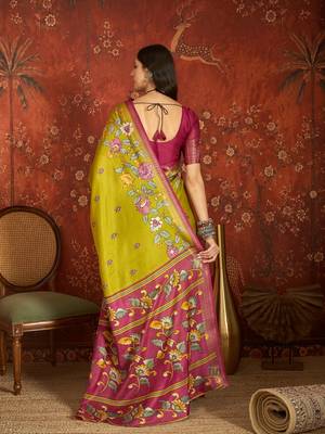 Green silk cotton printed saree with unstitched blouse piece. 3