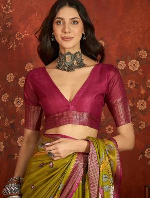 Green silk cotton printed saree with unstitched blouse piece. 5