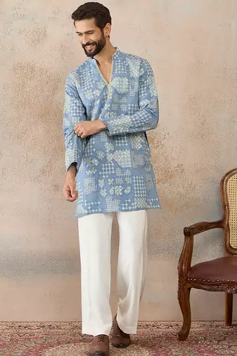 Mens blue silk blend solid embroidered kurta