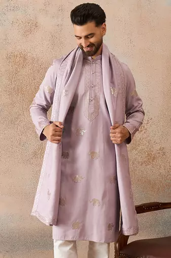 Mens lavender silk blend solid embroidered kurta with dupatta