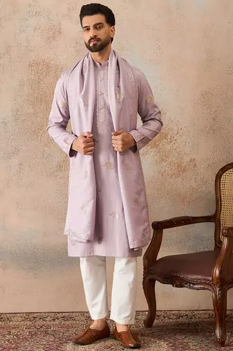 Mens lavender silk blend solid embroidered kurta with dupatta