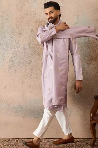 Mens lavender silk blend solid embroidered kurta with dupatta