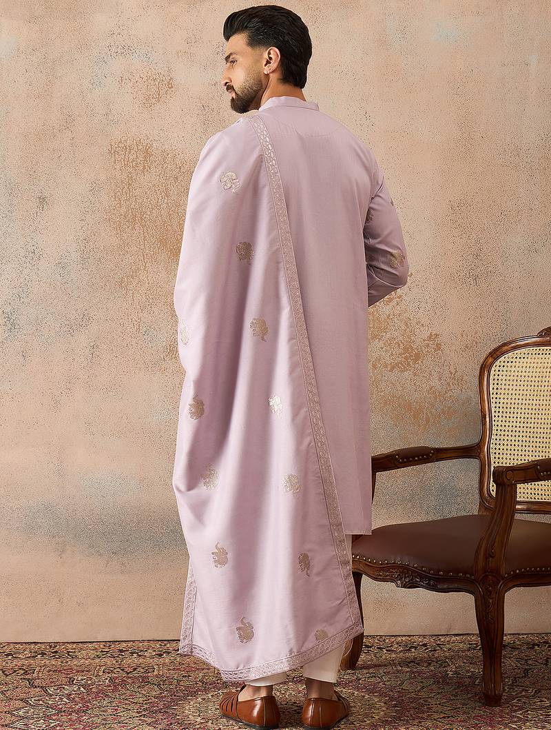 Mens lavender silk blend solid embroidered kurta with dupatta