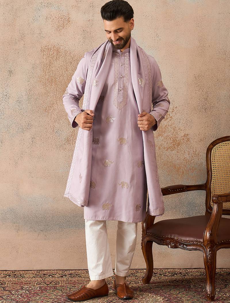 Mens lavender silk blend solid embroidered kurta with dupatta
