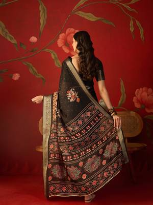 Black chiffon printed saree with unstitched blouse piece. 3