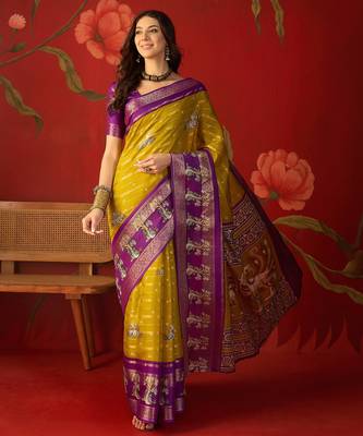 Mehndi silk cotton printed saree with unstitched blouse piece. 2