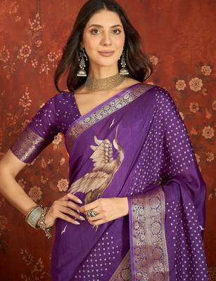 Purple silk cotton printed saree with unstitched blouse piece. 4