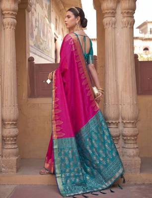 pink colour dola silk blend printed saree with blouse  3