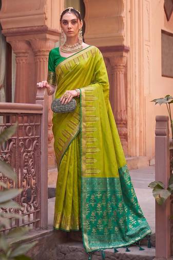green  colour dola silk blend printed saree with blouse 