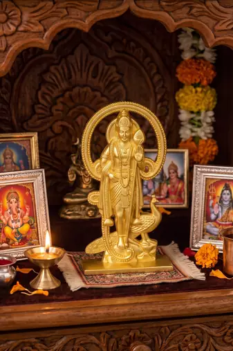 Brass gold murugan kartikeyan idol stand