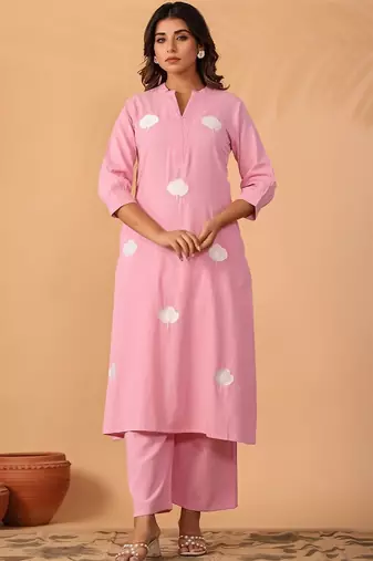 women floral embroidered regular thread work kurta with palazzos