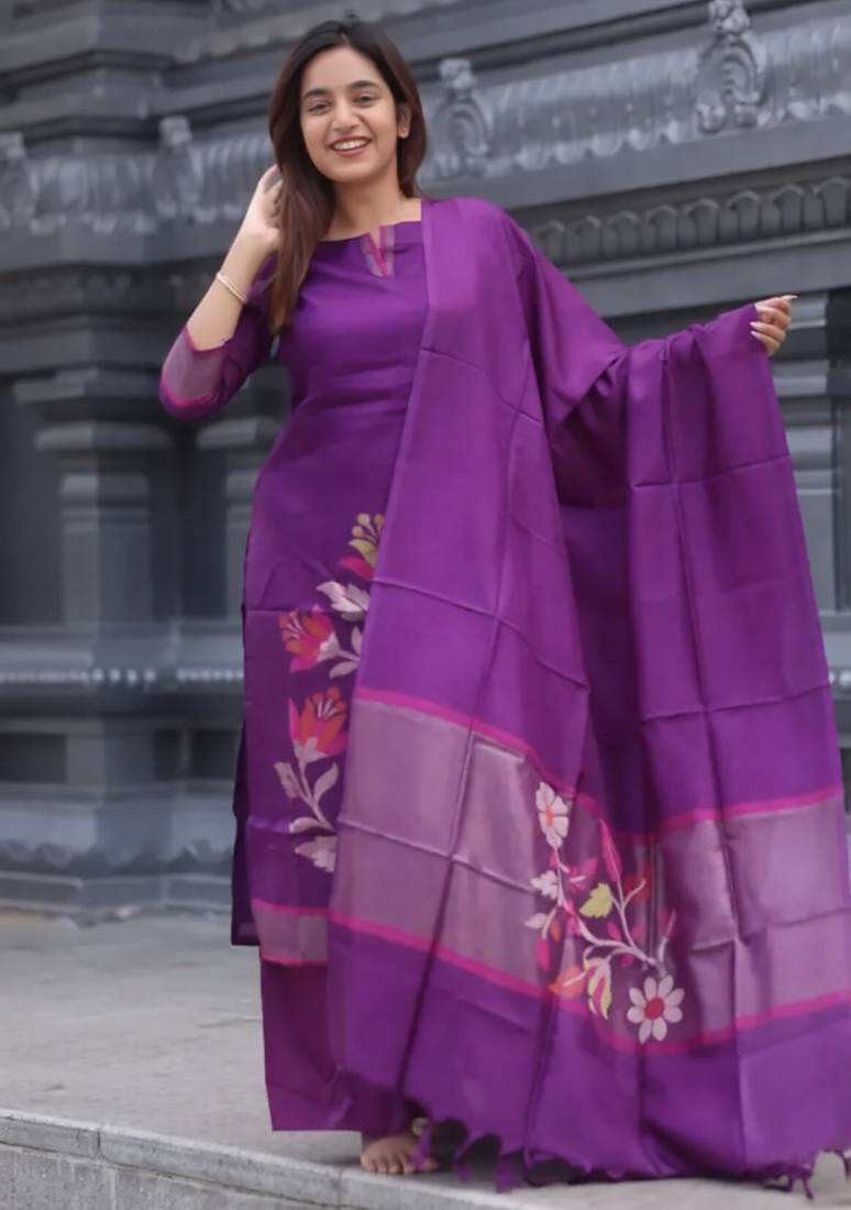 Wine woven jaquard kurti dupatta with pant