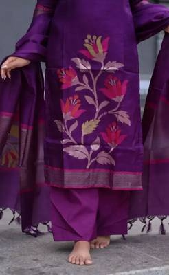 Wine woven jaquard kurti dupatta with pant 3