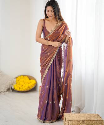 Brown tissue satin embroidered saree with unstitched blouse piece. 4