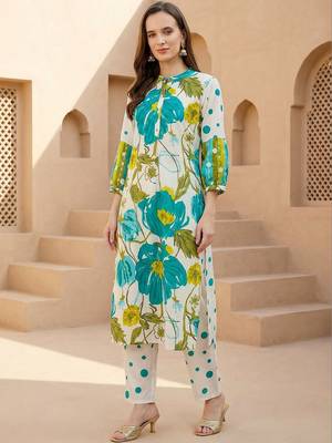 Women Floral Printed Regular Pure Cotton Kurta with Trousers 2