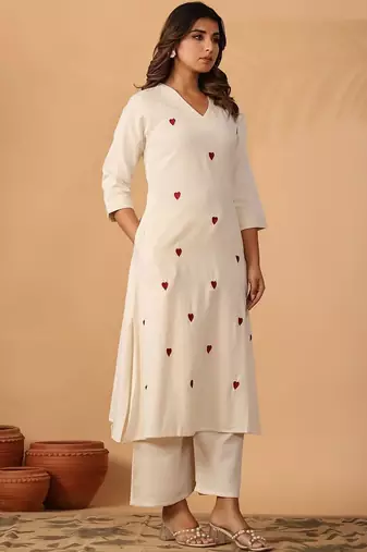 Women Ethnic Motifs Embroidered Regular Thread Work Kurta with Palazzos