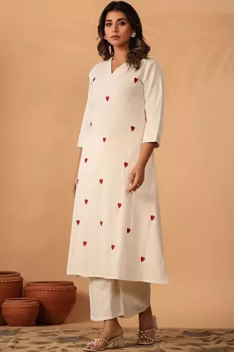 Women Ethnic Motifs Embroidered Regular Thread Work Kurta with Palazzos