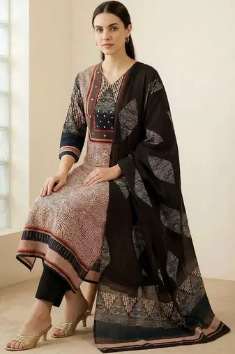 Women Printed Regular Beads and Stones Pure Cotton Kurta with Trousers & With Dupatta