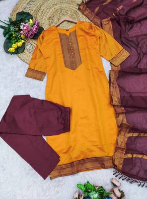 Gold woven jaquard straight kurti dupatta with pant 4