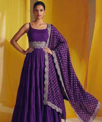 Women's purple silk blend embroidered kurta set with dupatta and pant 4