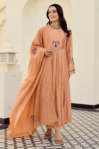 Women's peach chanderi embroidered flared kurta set with dupatta and pant