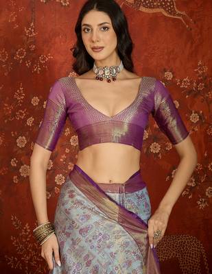 sky blue kanjeevaram silk blend woven design saree with unstitched blouse piece. 5