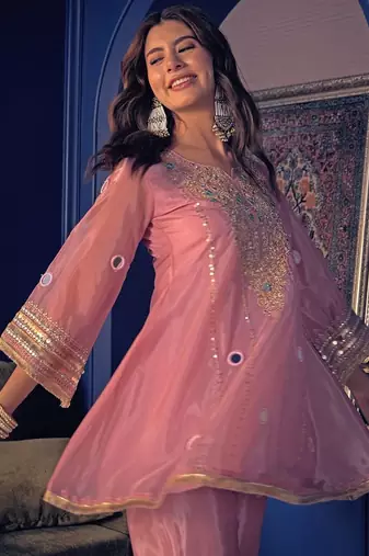 Women's pink silk crepe embroidered kurta set with  pant