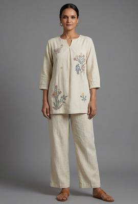 Off-white embroidered kurti co-ord set 1