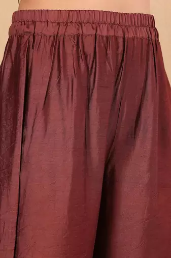 Women Ethnic Motifs Printed Regular Thread Work Chanderi Silk Kurta with Trousers & With Dupatta