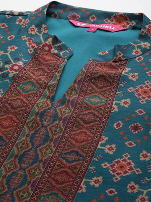 Floral Printed Mandarin Collar Chanderi Silk Straight Kurta with Trouser & Dupatta 3