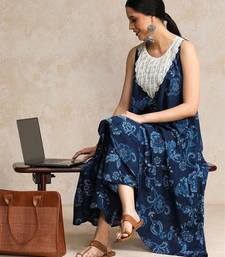 Women Floral Printed Regular Pure Cotton Kurta with Trousers