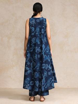 Women Floral Printed Regular Pure Cotton Kurta with Trousers 5