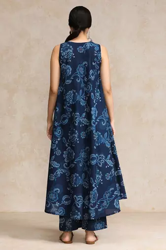 Women Floral Printed Regular Pure Cotton Kurta with Trousers