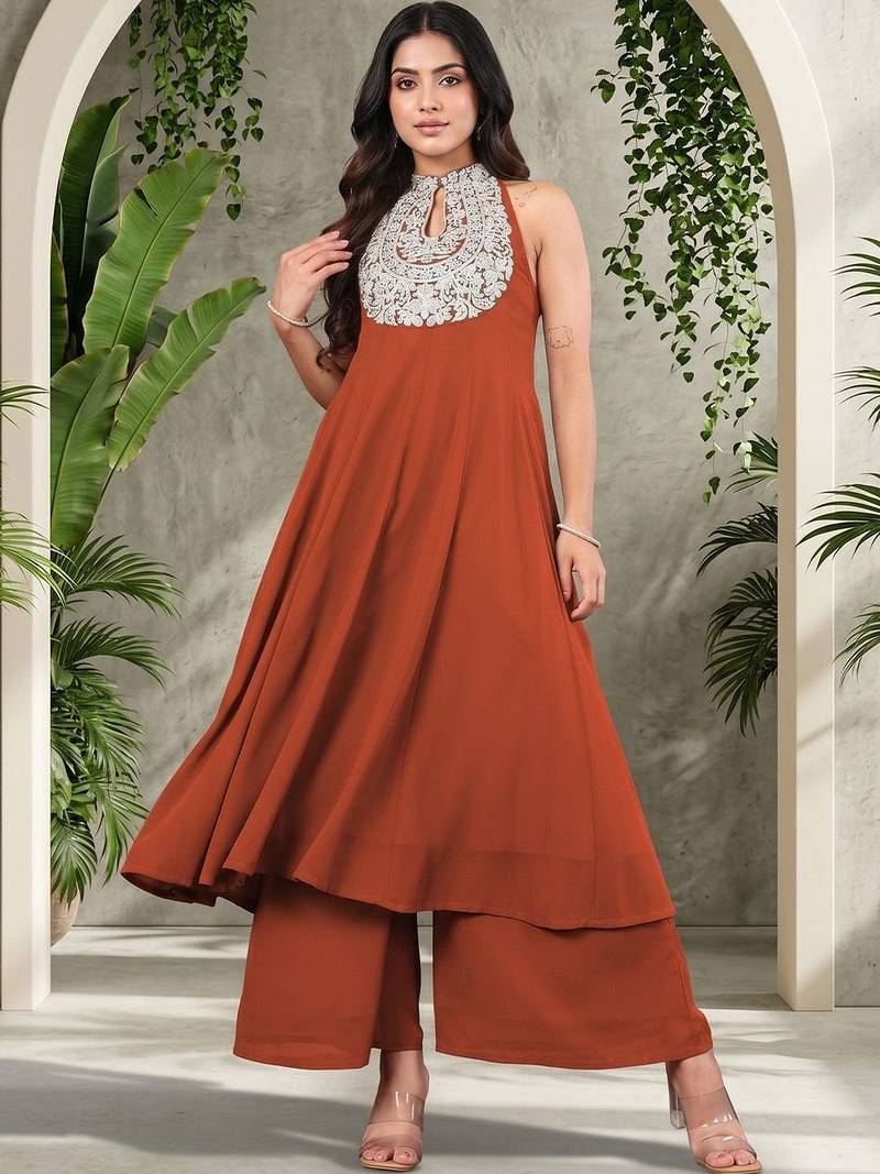 Women Ethnic Motifs Embroidered Regular Thread Work Silk Georgette Kurta with Trousers
