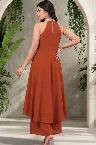 Women Ethnic Motifs Embroidered Regular Thread Work Silk Georgette Kurta with Trousers