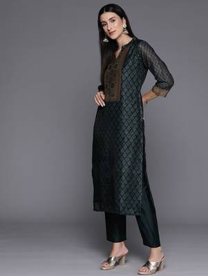 Ethnic Printed Chanderi Silk Kurta with Trouser and Dupatta 8