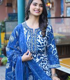 Floral Printed Notch Neck Straight Kurta With Trousers & Dupatta
