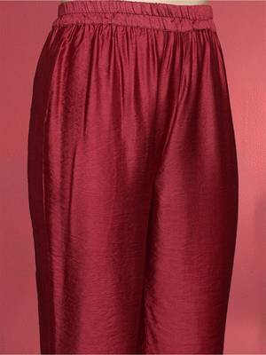 Maroon Floral Printed Beads and Stones Straight Kurta with Trousers & Dupatta 4