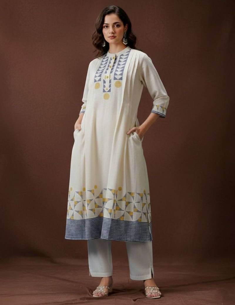 Women Printed Regular Kurta with Trousers & With Dupatta