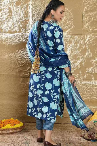 Women Floral Printed Regular Pure Cotton Kurta with Trousers & Dupatta