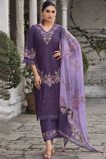 Floral Embroidered V Neck Thread Work  Cotton Kurta With Trouser And Dupatta