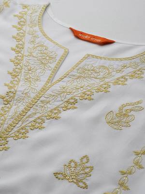 Ethnic Motifs Embroidered Regular Thread Work Kurta with Trousers 2