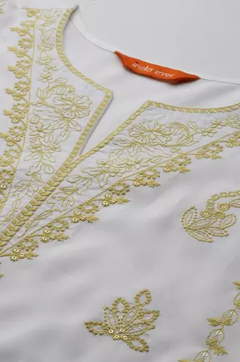 Ethnic Motifs Embroidered Regular Thread Work Kurta with Trousers