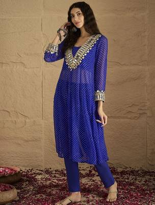 Bandhani Printed V-Neck Mirror Work Georgette Kurta with Trousers 4