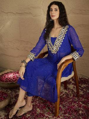 Bandhani Printed V-Neck Mirror Work Georgette Kurta with Trousers 7