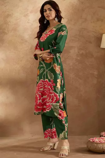 Floral Printed Regular Kurta with Trousers