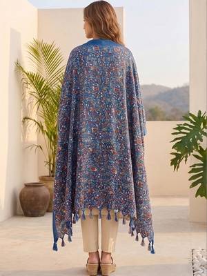 Women Ethnic Motifs Embroidered Regular Thread Work Kurta with Trousers & With Dupatta 3