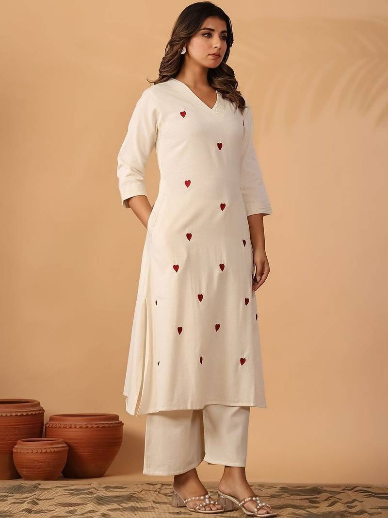 Women Ethnic Motifs Embroidered Regular Thread Work Kurta with Palazzos